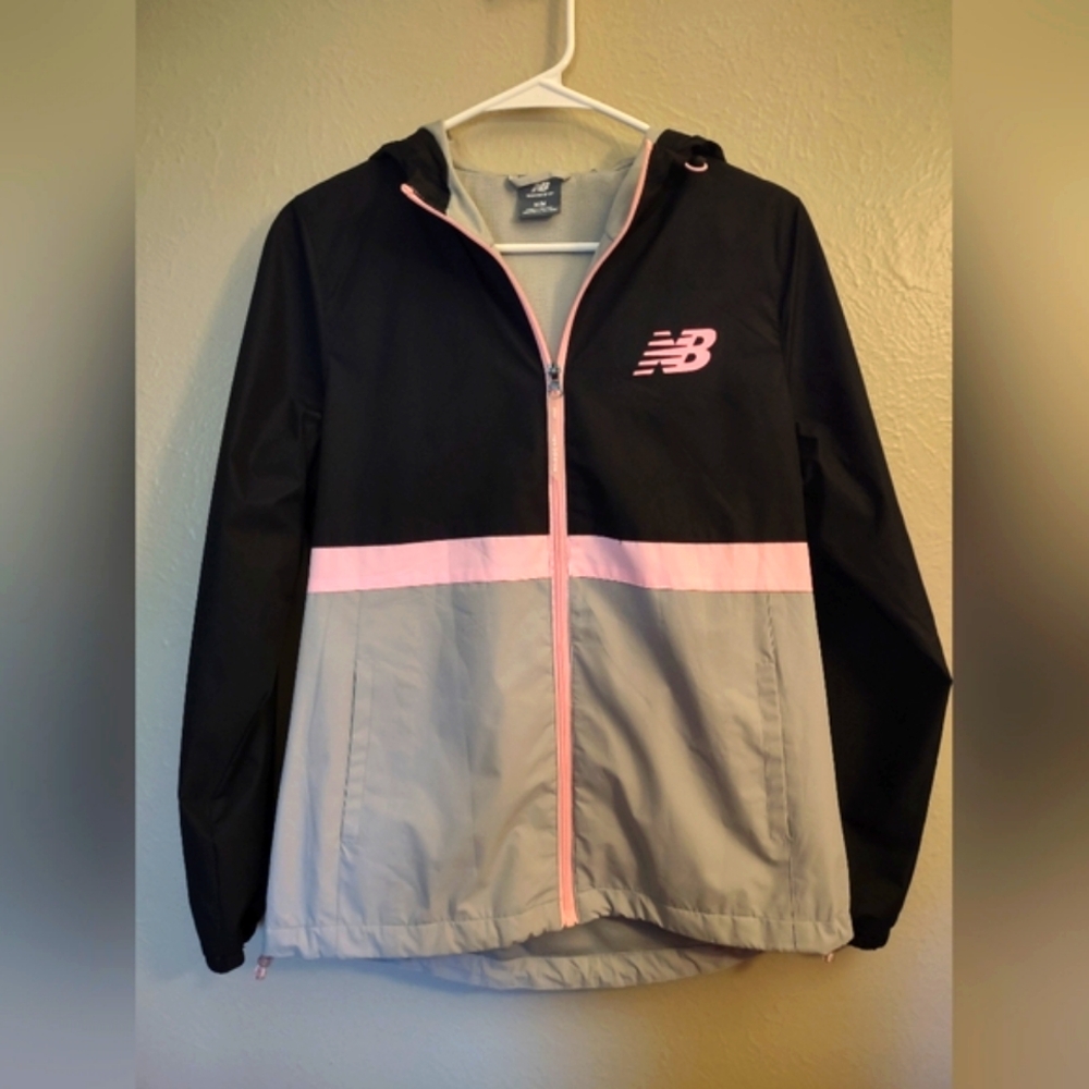 New Balance Hooded Fully Lined Color Block Windbreaker Jacket Size Medium - Picture 2 of 16